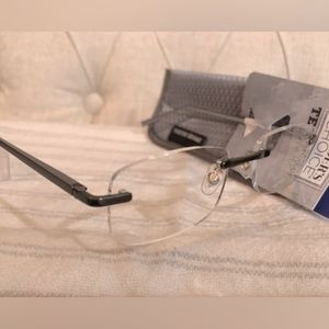 Foster Grant Reader’s Choice (+1.50) Tech Glasses